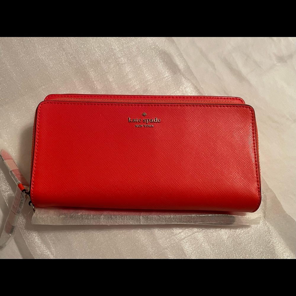 Kate Spade large carryall wristlet